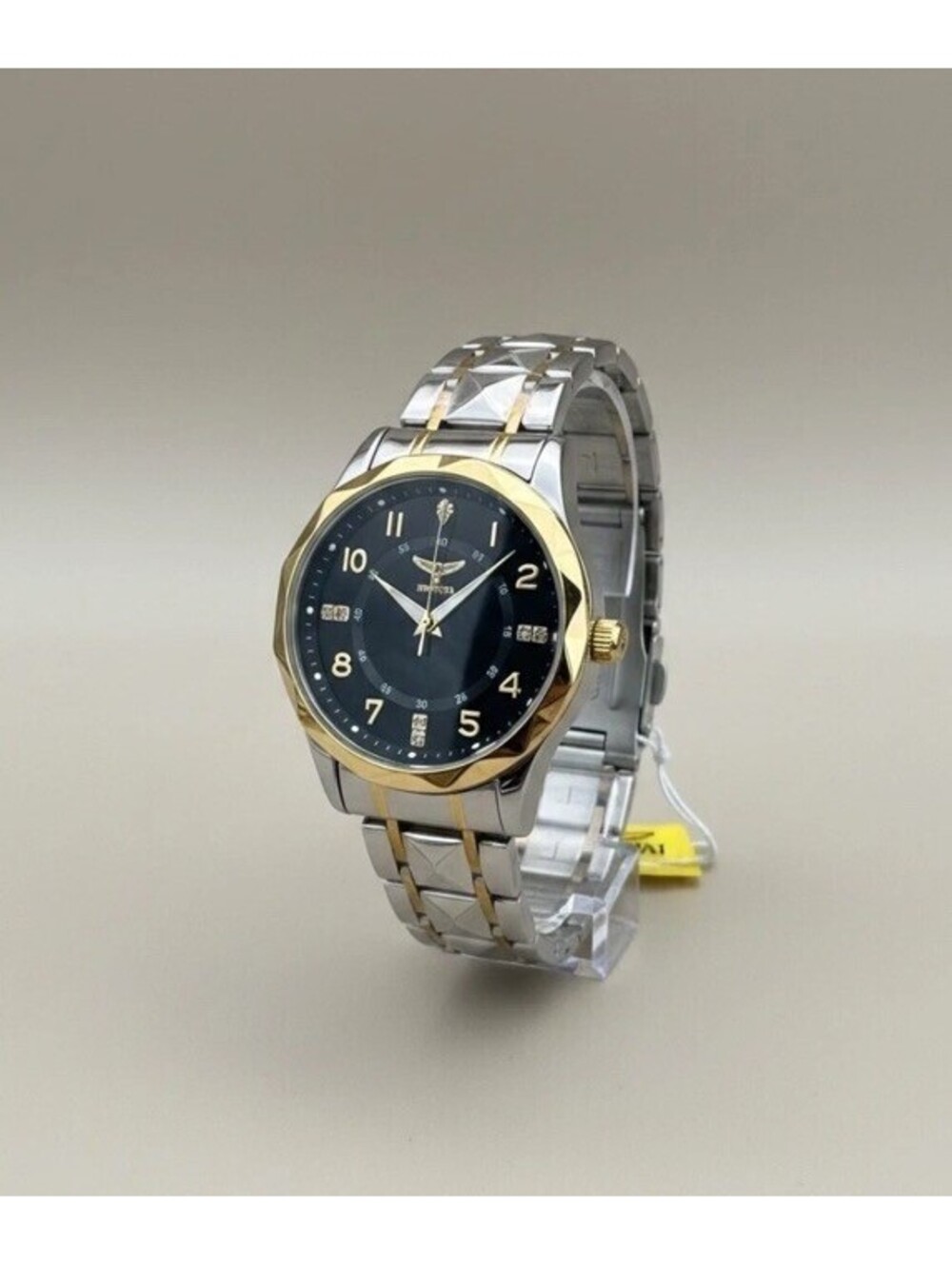 Invicta Specialty I by Invicta Men's Watch - 41mm. Gold. Steel (69024)